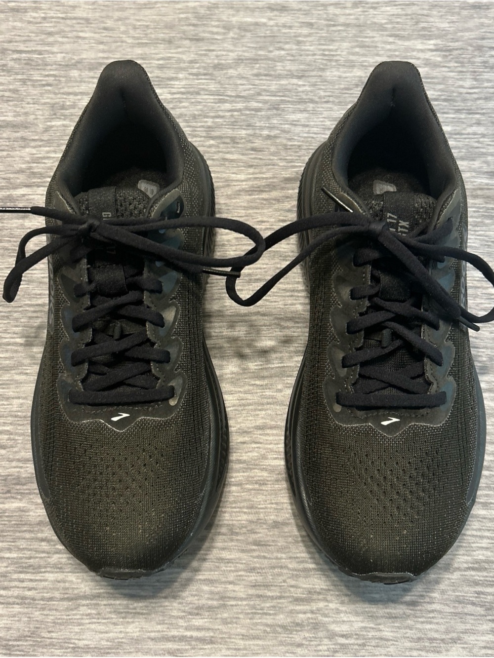 Brooks Women’s Ghost 17 GTX Black/Black/Ebony Size 8 B Medium